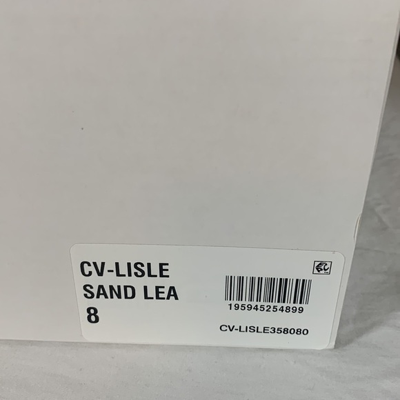 NIB Chelsea & Violet Lisle Studded Leather Loafer Flats, 8 - Picture 11 of 11